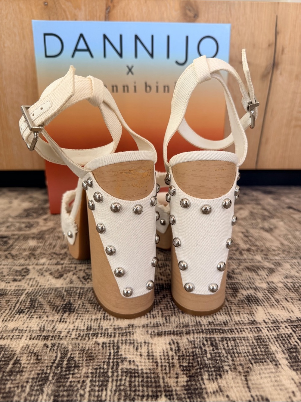 Gianni Bini x DANNIJO Daisy Denim Studded Platform Sandals, GENTLY WORN, SZ 10 - Picture 7 of 11